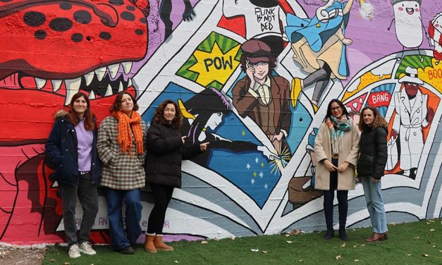 INAUGURADO EL MURAL ‘CÓMIC EN FEMENINO’ EN EL CEIP JUAN PASQUAU DE ÚBEDA, REALIZADO POR LA ARTISTA UBETENSE CLAUDIA ANTONELLI